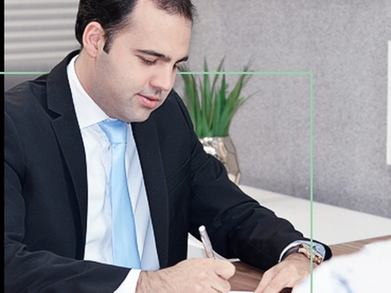 Foto de Dr. Thiago Bonifácio S. Guimarães. ATM, Ortognática e Implantes Faciais