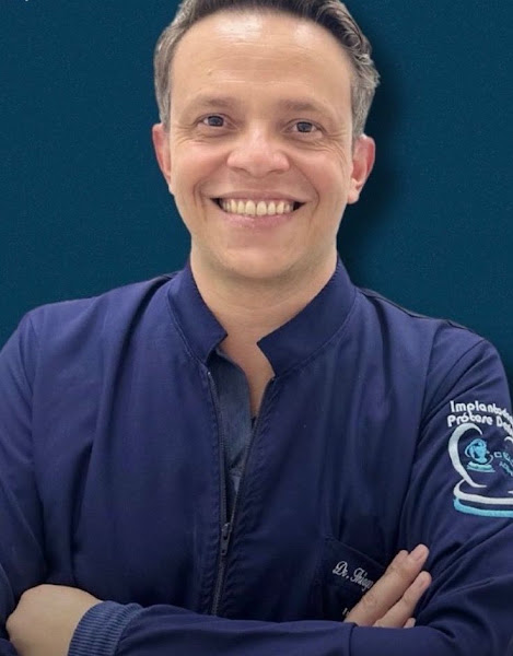 Foto de Dr. Thiago Henrique Araujo Silva, Dentista