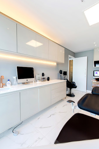 Foto 2 de Dr. Tiago Fiorini - Periodontia e Implantodontia