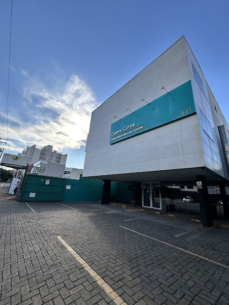 Foto 2 de Dr Tiago Tavares - Buco-maxilo-facial