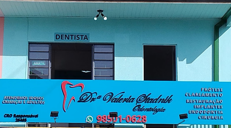 Foto 2 de Drª Valeria Stadnik Odontologia Expert em Ortodontia