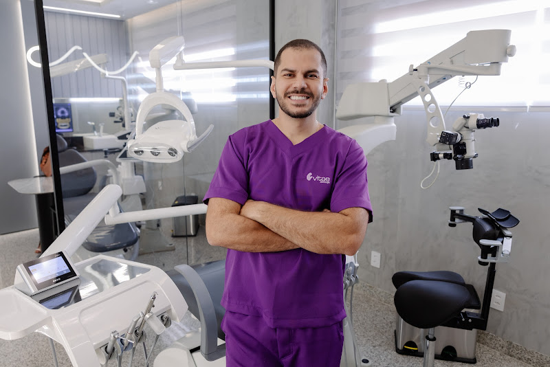 Foto 2 de Dr. Victor Hugo Carmo