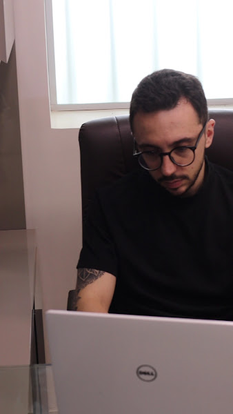 Foto 3 de Dr. Victor Veneroso | CRO-MG 52779 - Dentista em Belo Horizonte