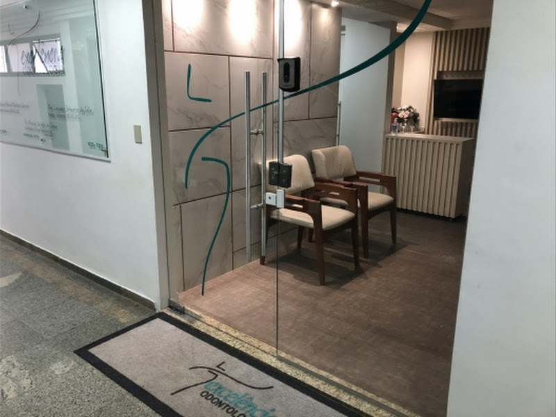 Foto 2 de Dr. Vinícius Caixeta de Sousa