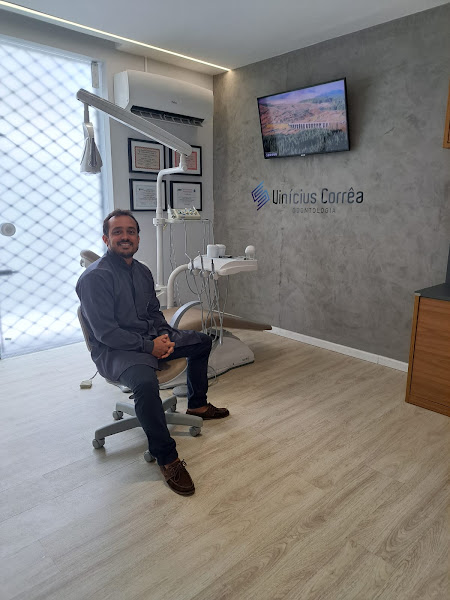 Foto 3 de Dr. Vinícius Corrêa