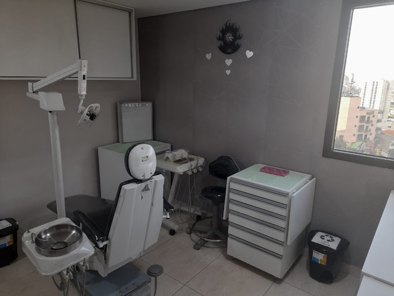 Foto 3 de Dr. Vinícius Corrêa Gimenes Bucomaxilofacial