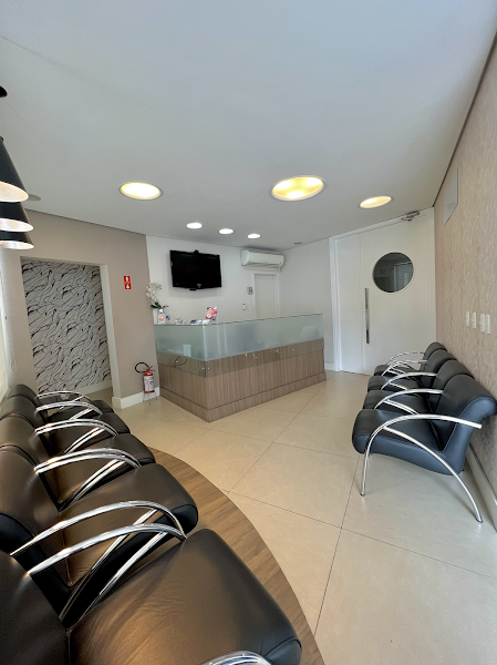 Foto 2 de Dr. Vinícius Dantas - Cirurgia Bucomaxilofacial