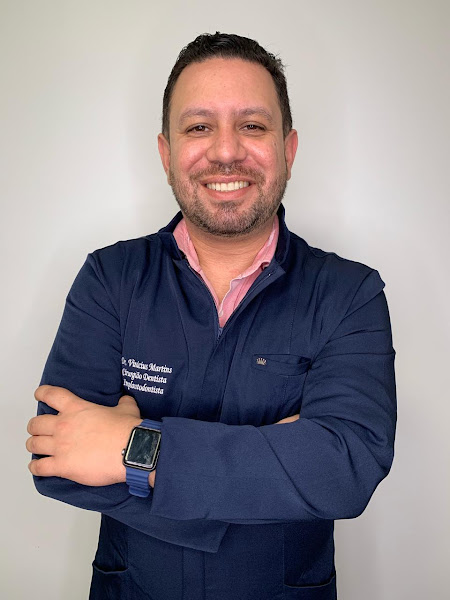 Foto 2 de Dr Vinicius Martins - Cirurgião Dentista