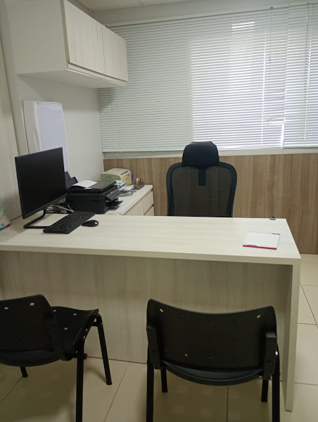 Foto 2 de Dr. Vítor Hugo Pereira - Neurocirurgião