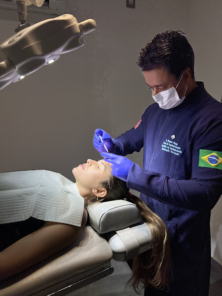 Foto 2 de Dr. Wagner Braga - OdontoFacciale Implantodontia Avançada