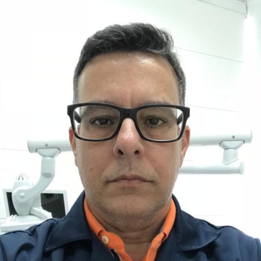 Foto 2 de Dr Wagner Gouvêa - Cirurgião-Dentista - Especialista em Implante Dentário