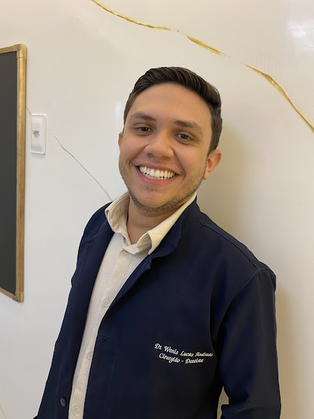 Foto 2 de Dr. Wenis Lucas Andrade | Dentista em Fortaleza