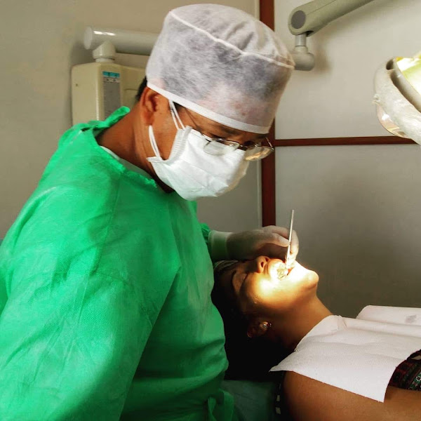 Foto 3 de Dr. Wilson P. Souza - Cirurgião Dentista