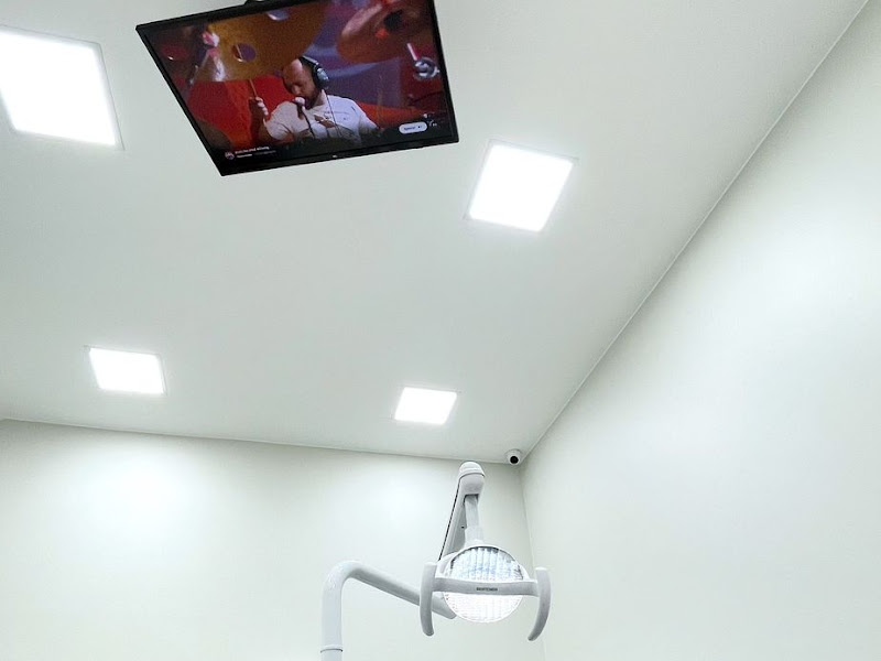 Foto 3 de Dr.Xavier- consultório odontológico