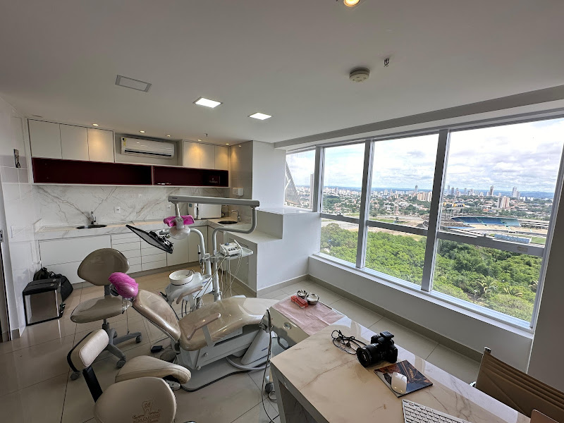 Foto 2 de Dra. Acsa Caroline Odontologia Humanizada