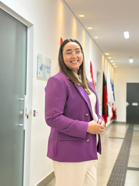 Foto de Dra. Adélia Pavani | Cirurgiã-Dentista