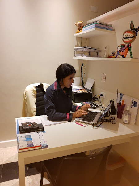 Foto 2 de Dra Adriana Andrade