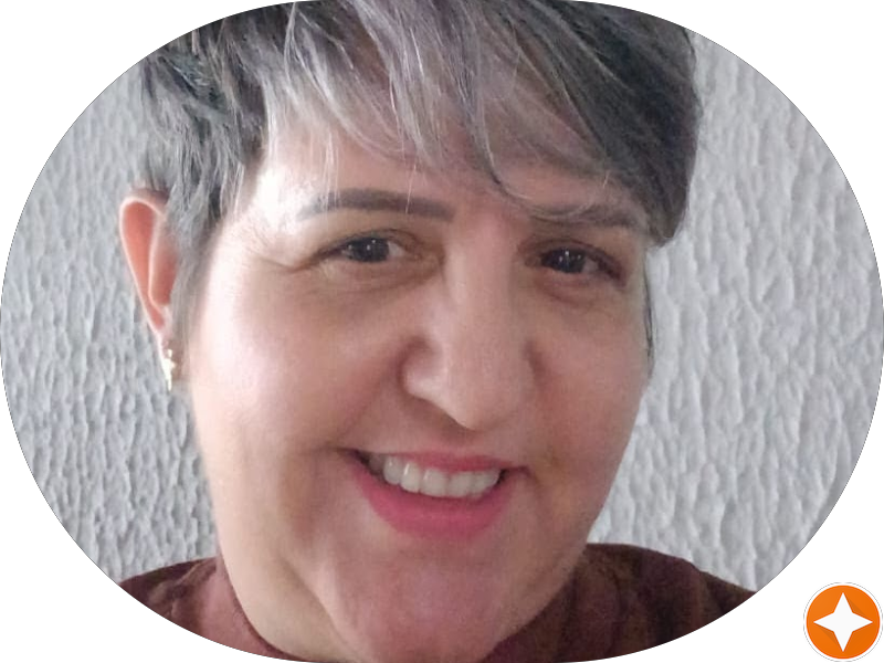 Foto 2 de Dra. Adriana Couto ~ Periodontista e Endodontista