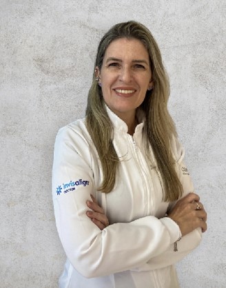 Foto 2 de Dra Adriana Rangel | Invisalign | Inovier Odontologia Avançada