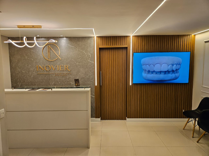 Foto 3 de Dra Adriana Rangel | Invisalign | Inovier Odontologia Avançada