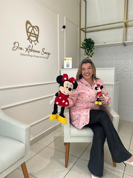 Foto 2 de Dra. Adriana Souza - Odontologia Especializada
