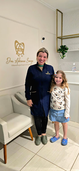 Foto 3 de Dra. Adriana Souza - Odontologia Especializada