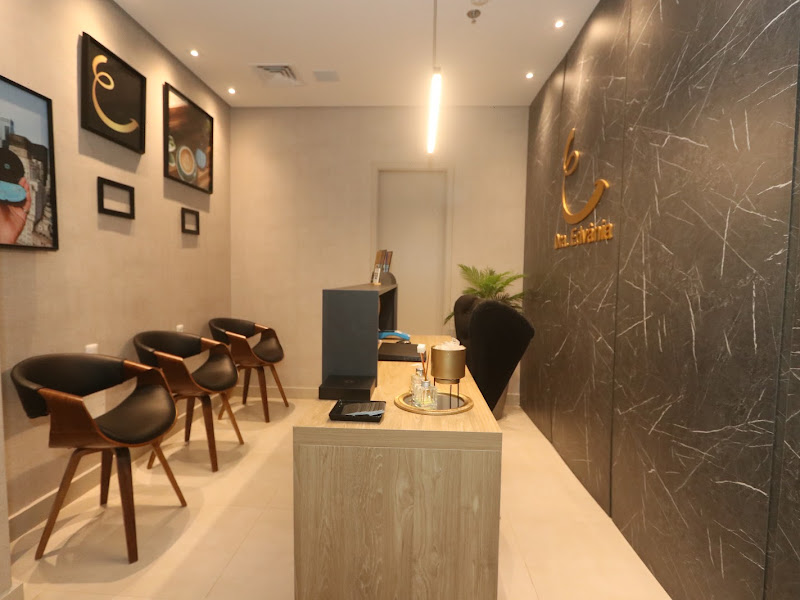 Foto 7 de Dra. Adriana Vianna | Invisalign Alinhadores Transparentes em Santos