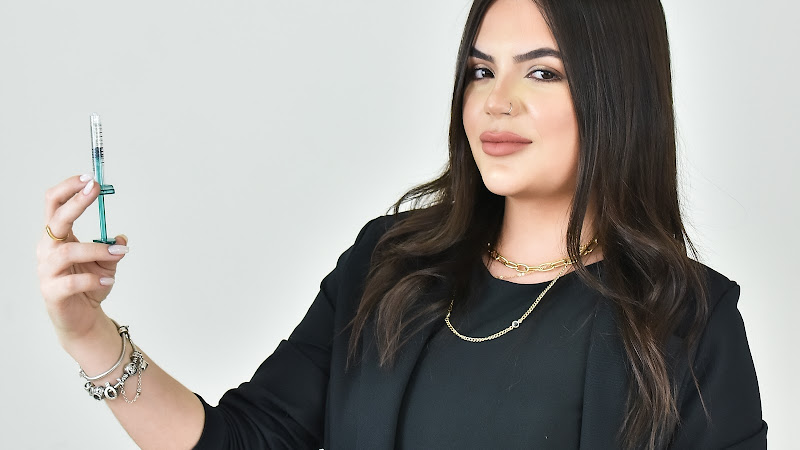 Foto 2 de Dra. Adrianny Rodrigues | CIRURGIÃ- DENTISTA