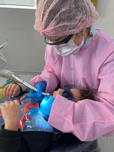 Foto 2 de Dra. Aianne Souto - Odontopediatra