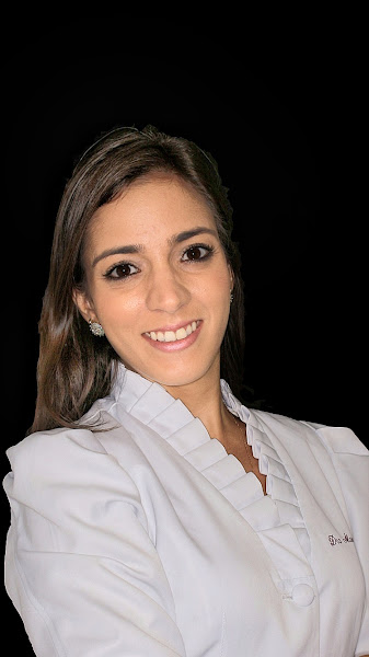Foto de Dra Alana Tavares