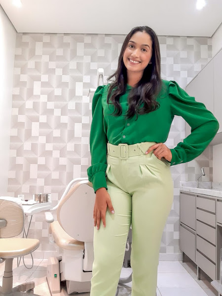 Foto 3 de Dra. Alane Monteiro Andrade Dentista