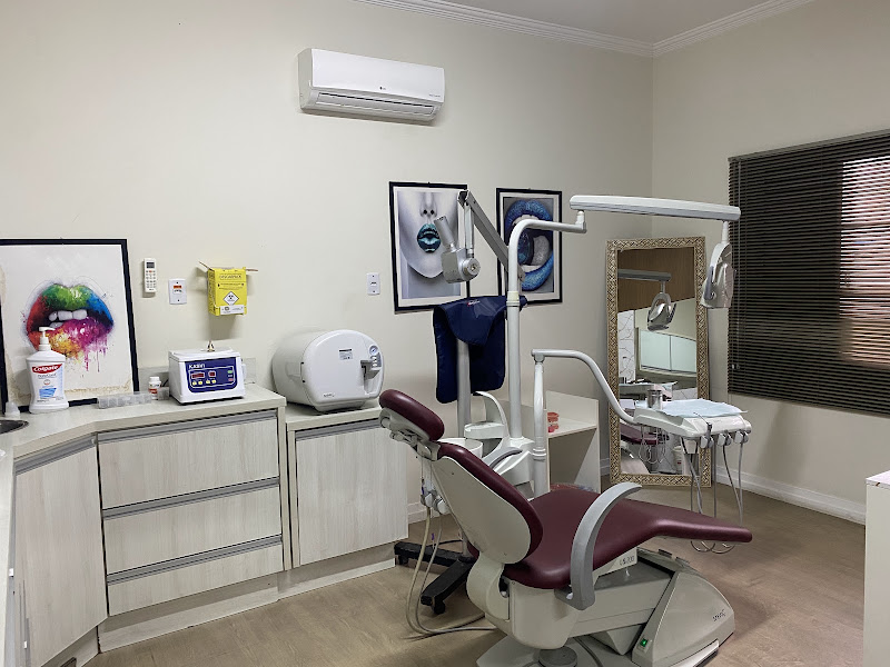Foto 2 de Dra. Alanis Barros - Odontologia