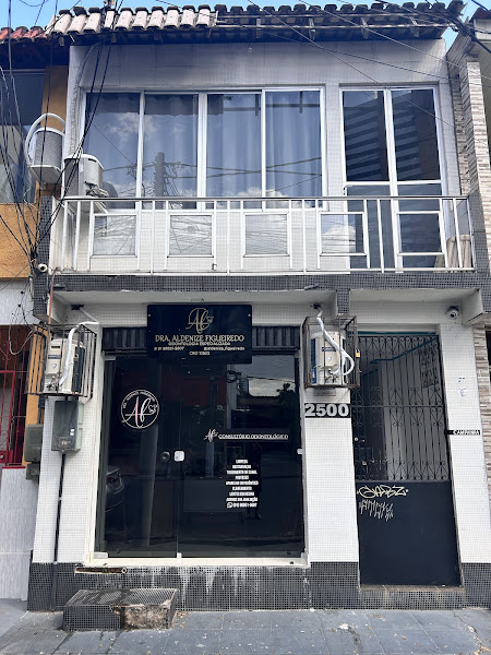 Foto 2 de Dra. Aldenize Figueiredo