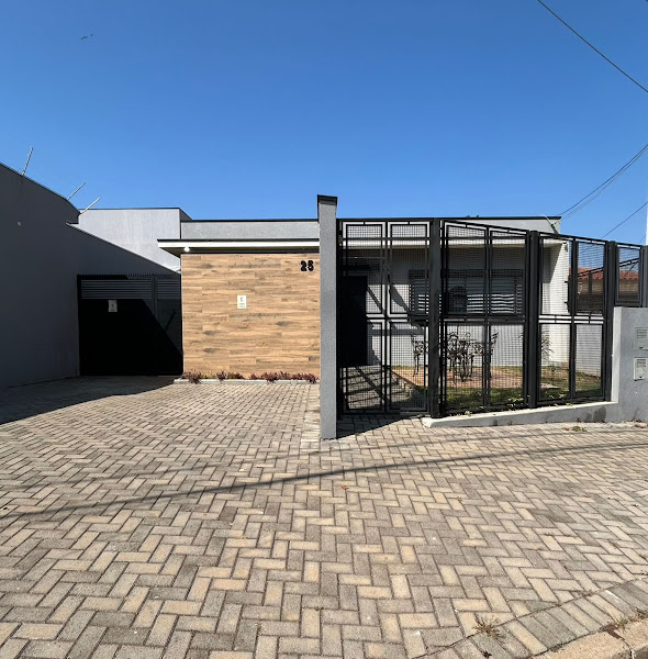 Foto 2 de Dra Ale Martins - Dentista em Barão Geraldo Campinas