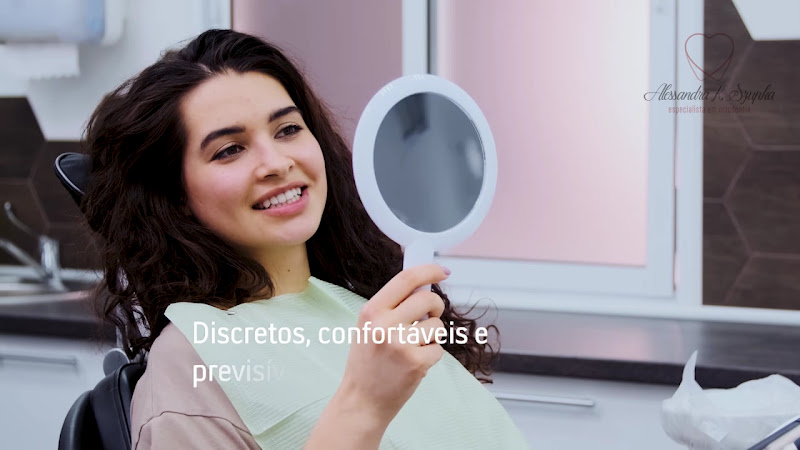 Foto 3 de Dra. Alessandra Kuskoski | Tratamento do Ronco e Apneia, Bruxismo e Ortodontia com Alinhadores