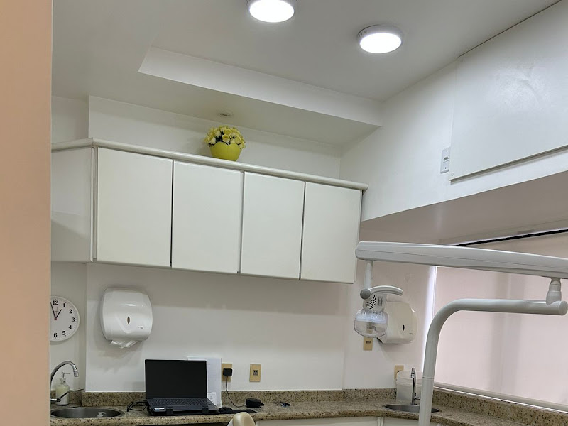 Foto 2 de Dra Alessandra Maia Amoedo