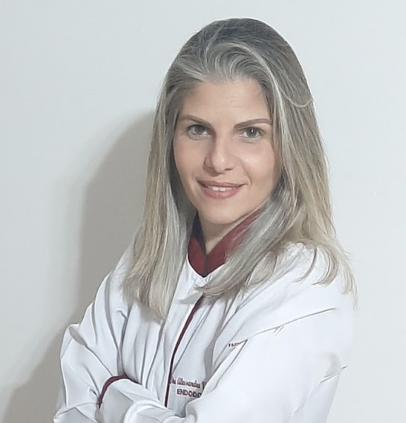 Foto 2 de Dra. Alessandra Todesco | Dentista em Sorocaba