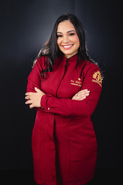 Foto 2 de Dra. Aléxia Sandes - Dentista em Ilhéus