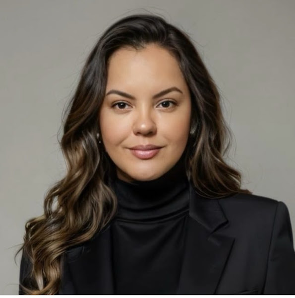 Foto 3 de Dra. Aline Araújo - Prótese Dentária