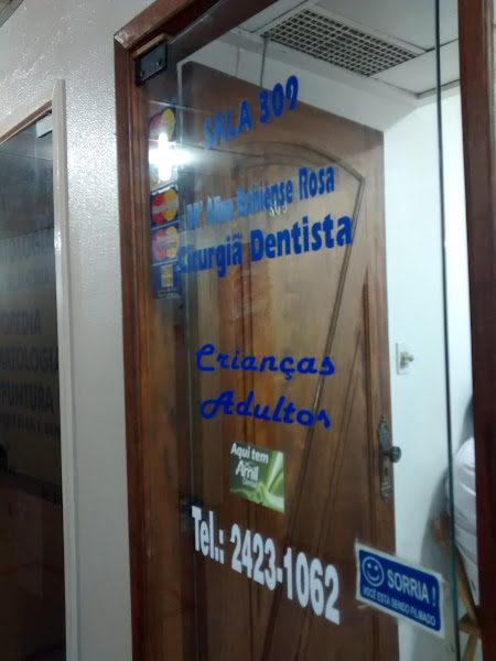 Foto 2 de Dra. Aline Bahiense Rosa - Periodontista