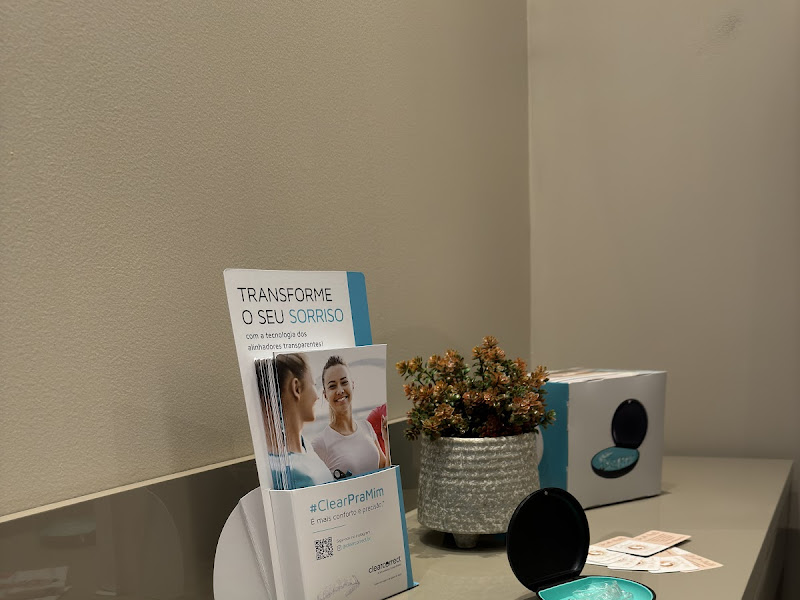 Foto 7 de DRA ALINE BARACKAT - EXCELÊNCIA EM ODONTOLOGIA E HARMONIZAÇÃO FACIAL (UNIDADE PAMPULHA) - Dra Aline Barackat