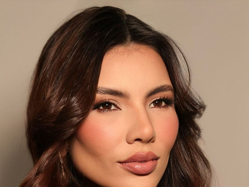 Foto 8 de DRA ALINE BARACKAT - EXCELÊNCIA EM ODONTOLOGIA E HARMONIZAÇÃO FACIAL (UNIDADE PAMPULHA) - Dra Aline Barackat