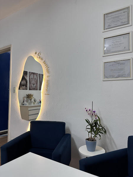 Foto 2 de Dra Aline Bittencourt - Cirurgiã Dentista - Vila Gea