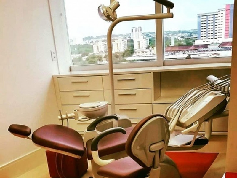 Foto de Dra. Aline Bonates Almeida