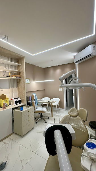 Foto 3 de Dra. Aline Cavalcanti | Cirurgiã-Dentista em João Pessoa