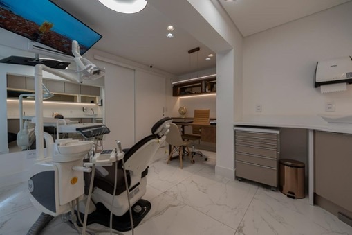 Foto 2 de Dra. Aline Costa | Ortodontista