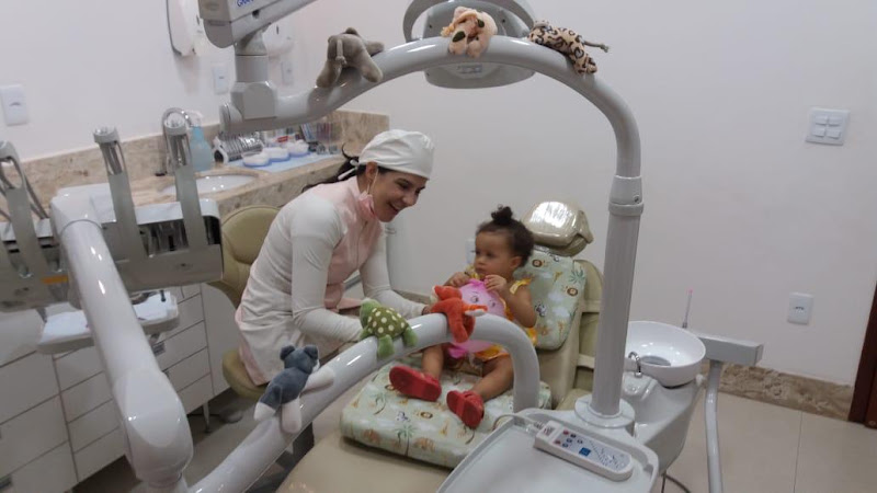 Foto de Dra. Aline Leopoldino Odontologia