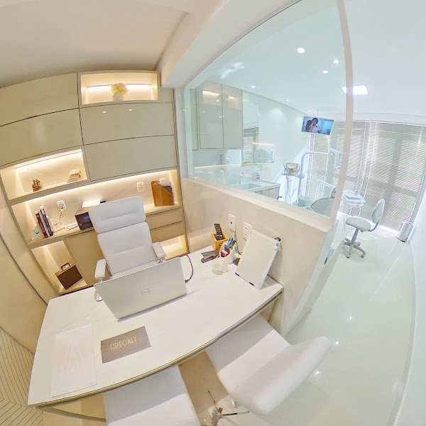 Foto 2 de Dra Aline Medeiros