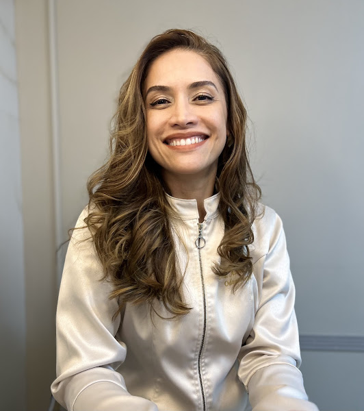 Foto 2 de Dra Aline Melo