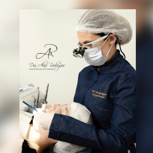 Foto 2 de Dra Aline Rodrigues- Cirurgiã Dentista